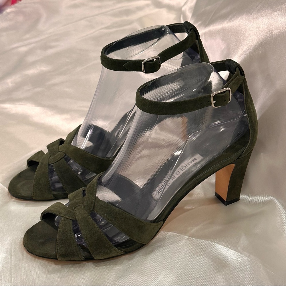 Manolo Blahnik Olive Green Suede Strappy Ankle‑Tie Heels - Picture 3 of 15